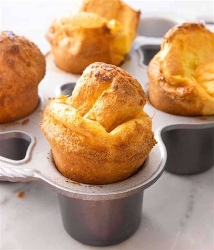 What do popovers taste like?